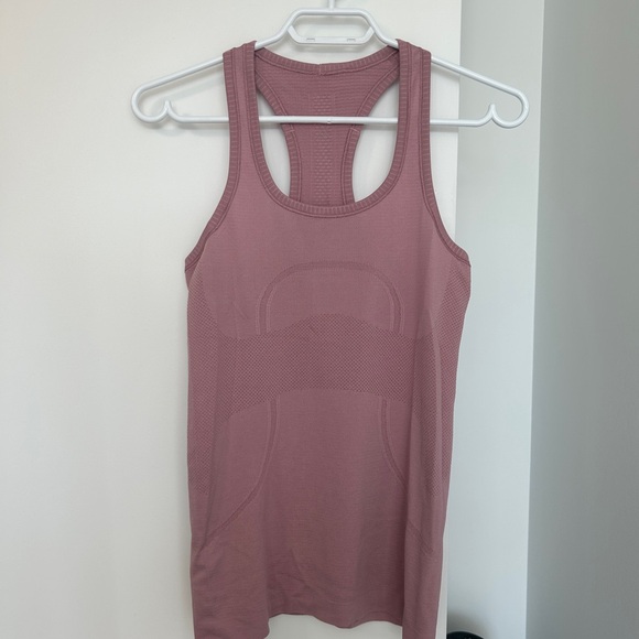 Lululemon Swiftly Tech Racerback - Picture 2 of 3
